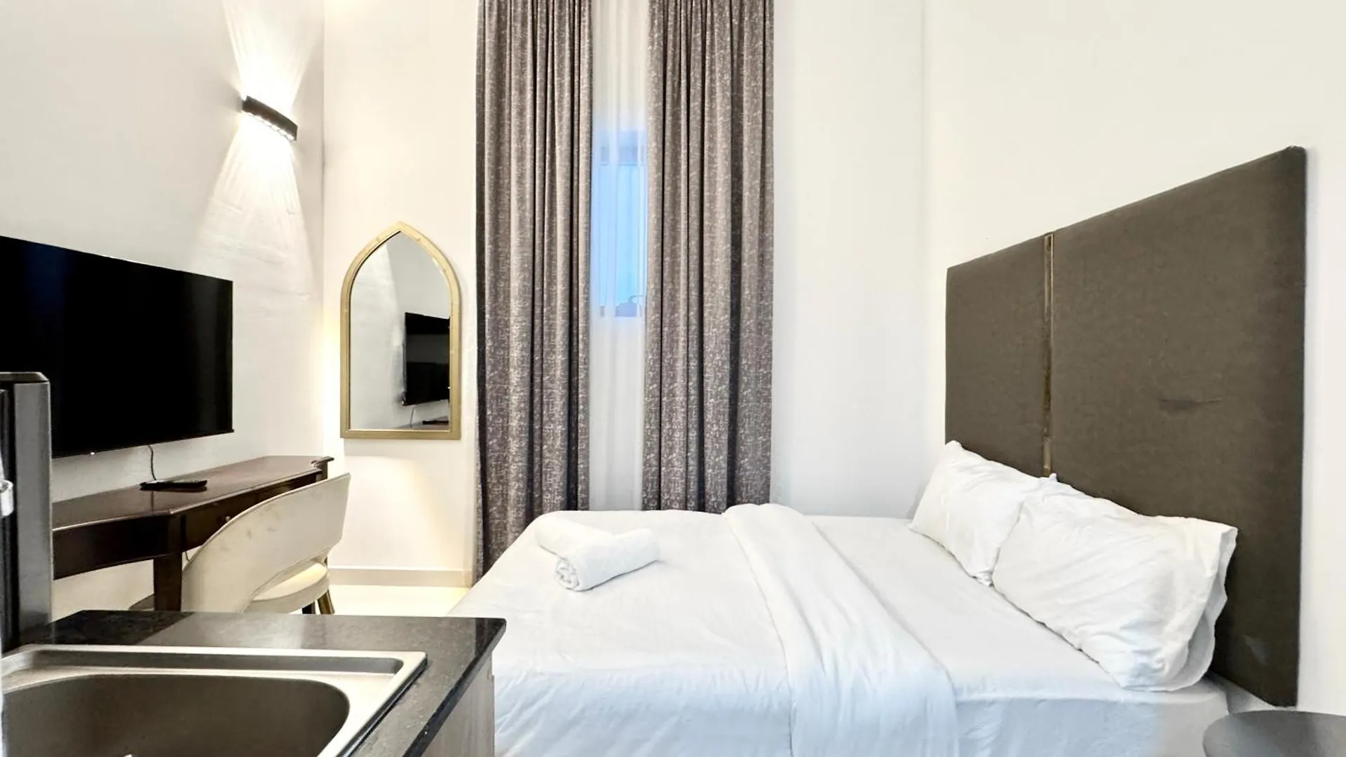 Apartment Al Manara Classic Cozy Studio Dubai